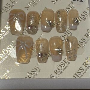 Gold Glitter Press-On Nails